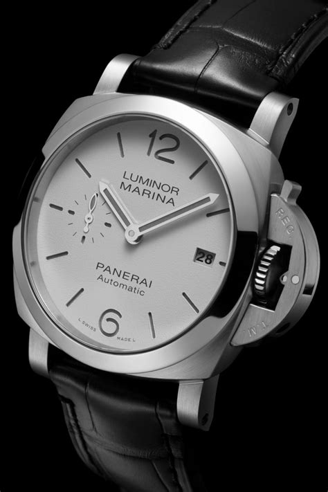 panerai smallest size|panerai luminor marina quaranta.